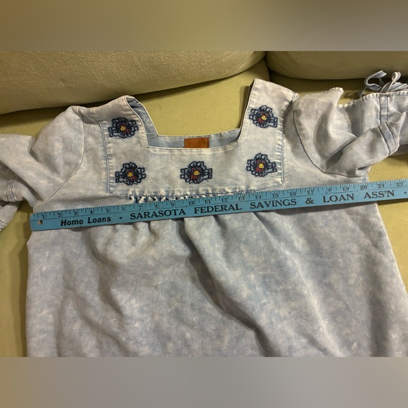 Embroidered POL Denim Blue Women's Peasant Embroidered Top M - Picture 9 of 11